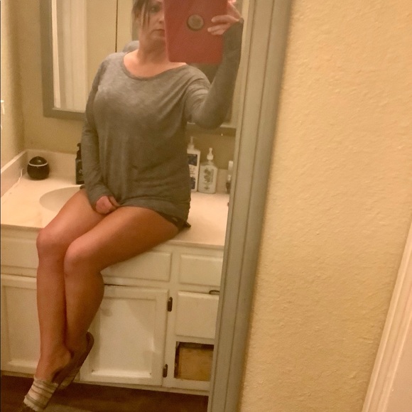 NEW LISTING‼️GO COUTURE Tunic - Picture 9 of 13